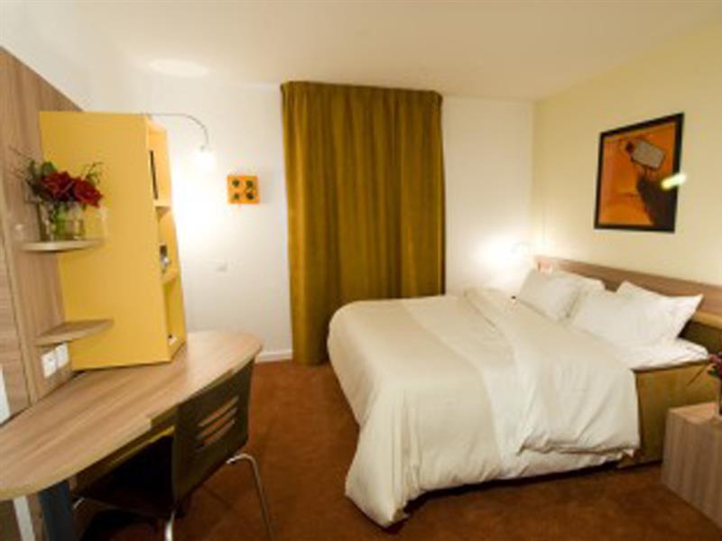 Canal Suites Pantin Extérieur photo